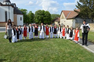 56. Општинска смотра дечјег фолклорног стваралаштва Липар 23.04.2016. год.